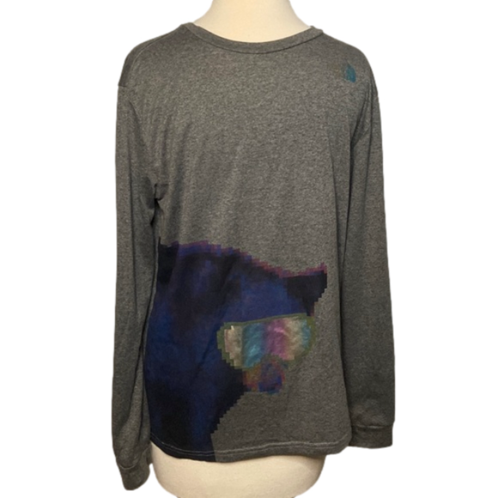 The North Face Long Sleeve Flashdry Tee Shirt Gray Boys XL
